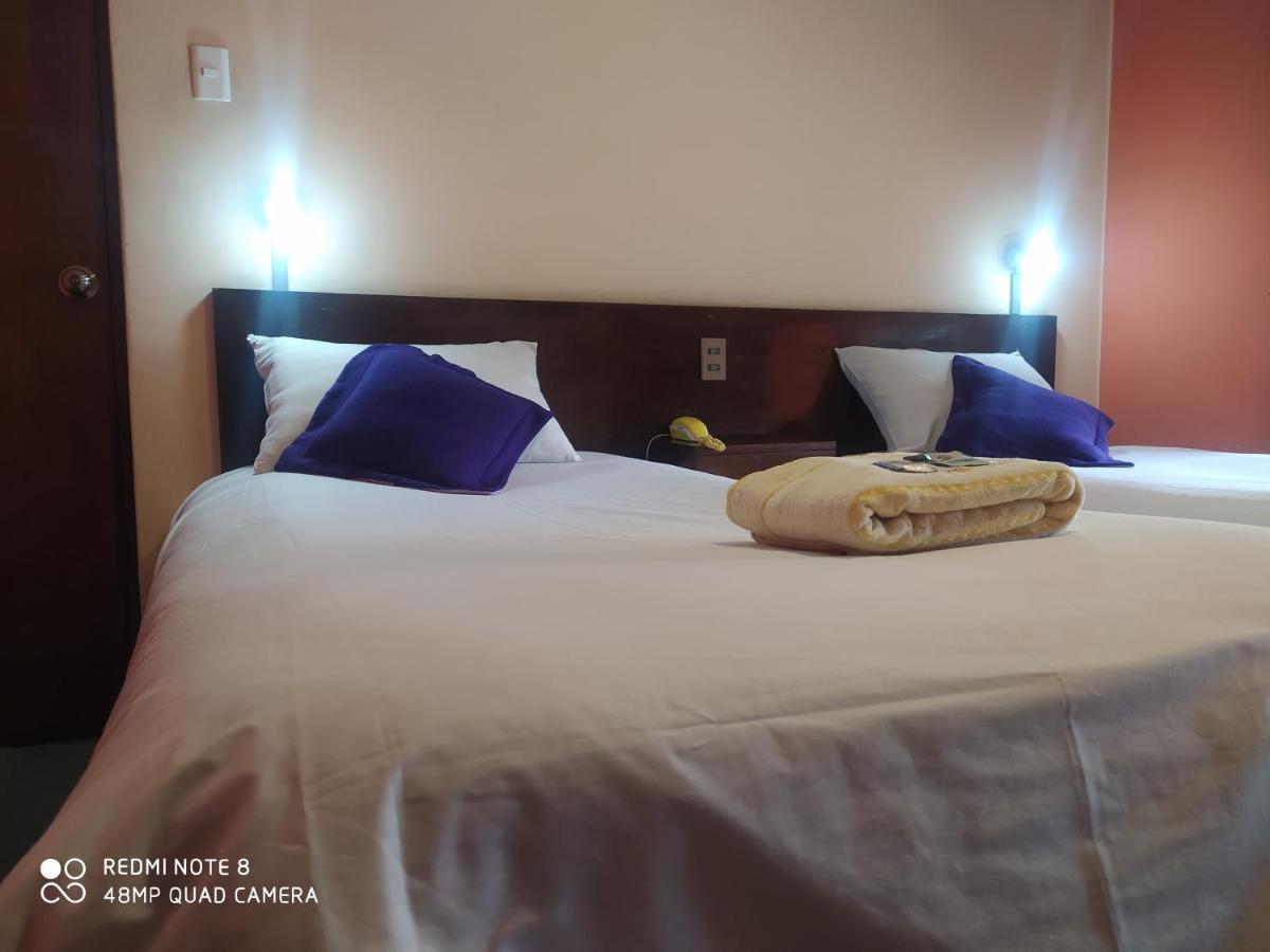 Isabela Hotel 拉巴斯 外观 照片