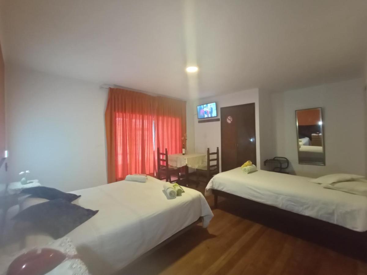 Isabela Hotel 拉巴斯 外观 照片