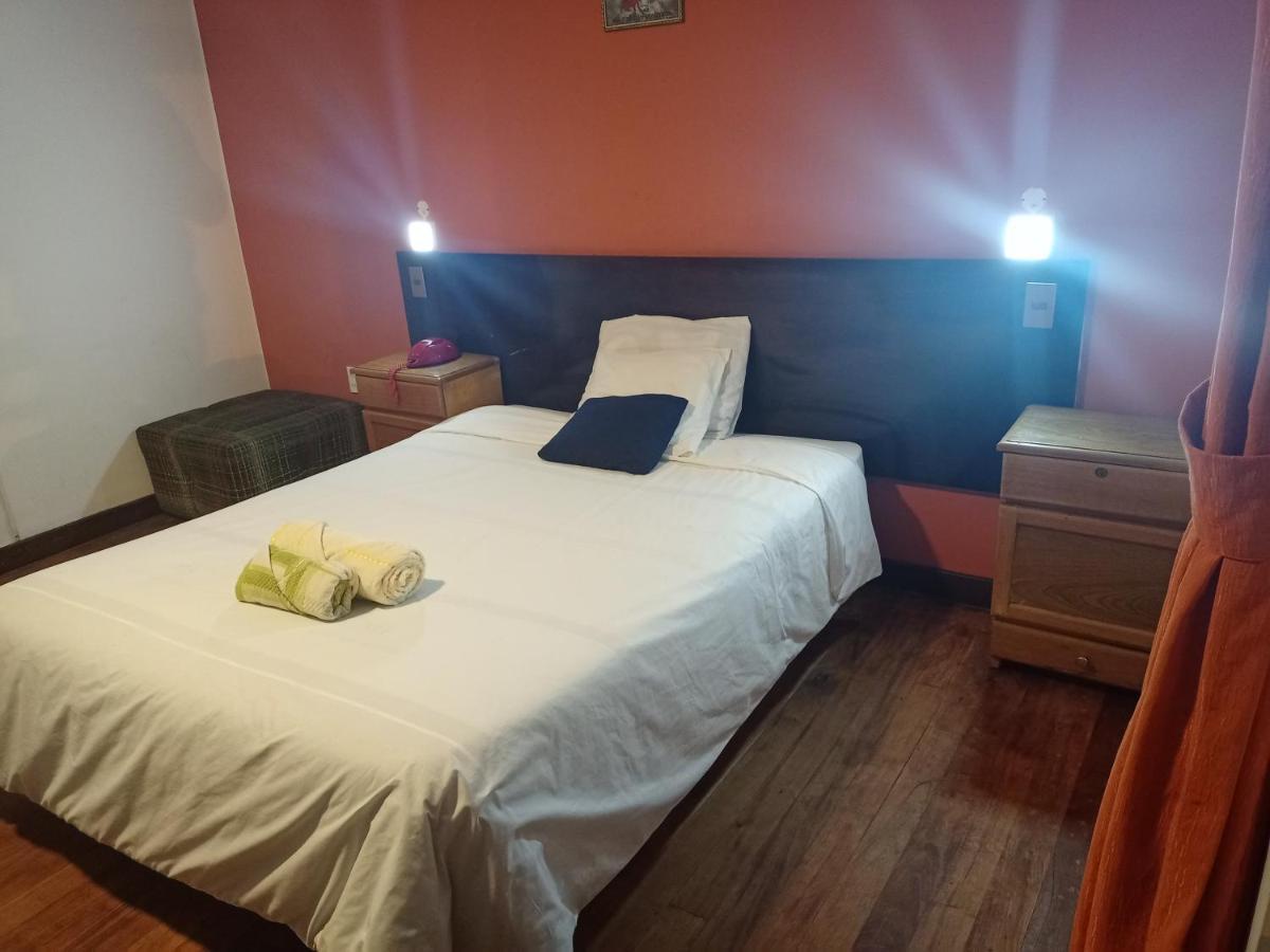 Isabela Hotel 拉巴斯 外观 照片
