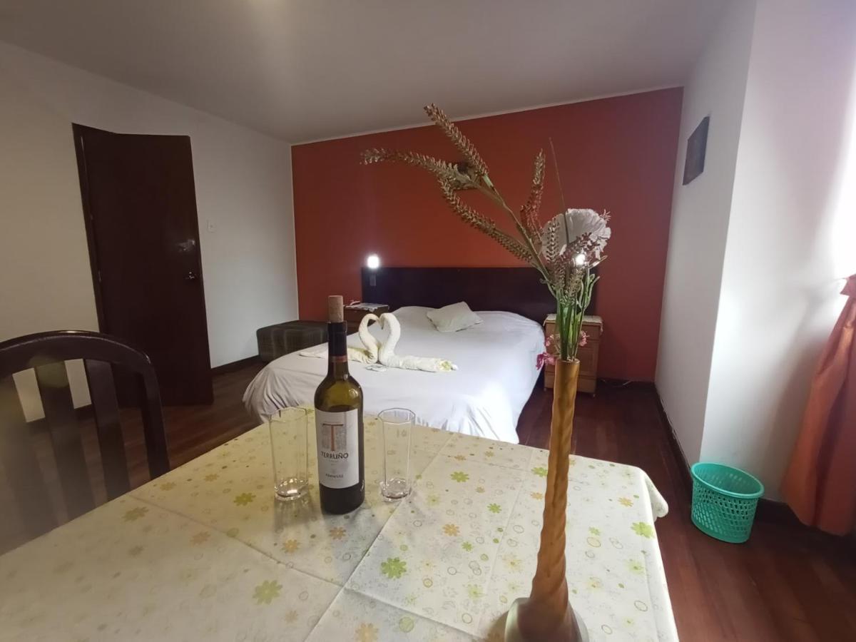 Isabela Hotel 拉巴斯 外观 照片
