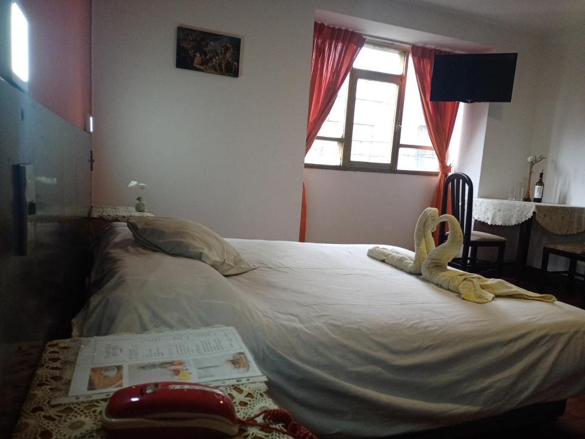 Isabela Hotel 拉巴斯 外观 照片