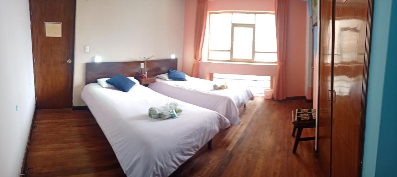 Isabela Hotel 拉巴斯 外观 照片