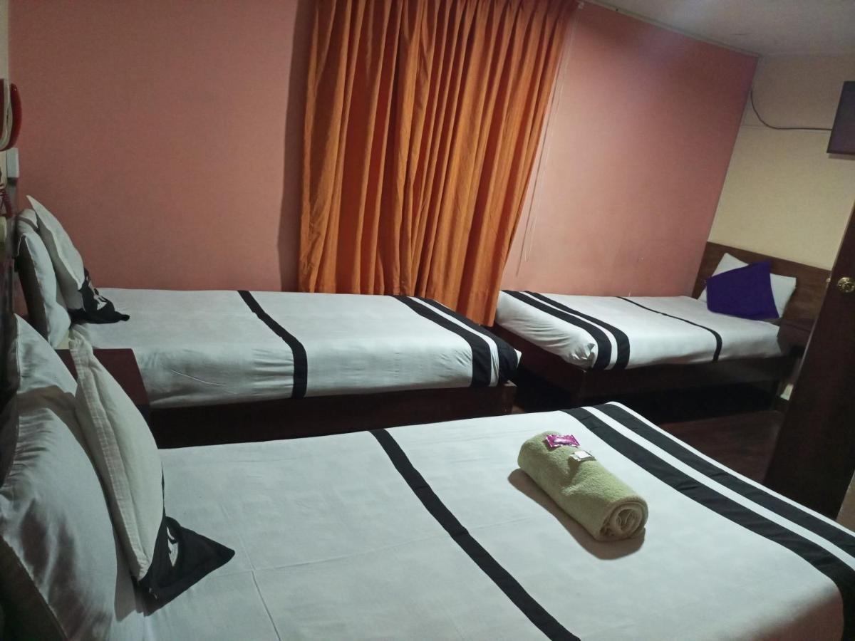 Isabela Hotel 拉巴斯 外观 照片