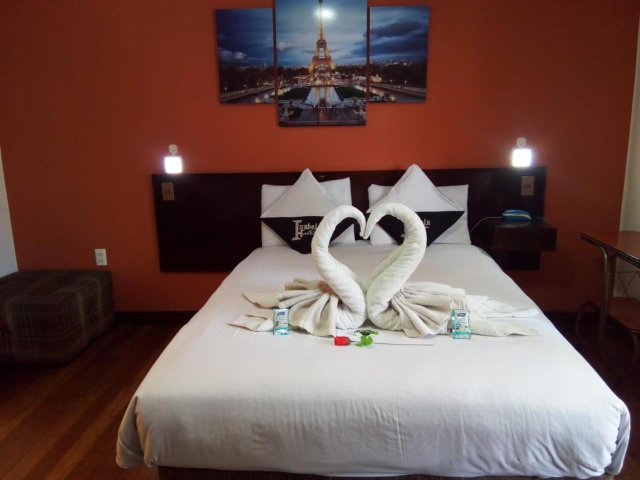 Isabela Hotel 拉巴斯 外观 照片